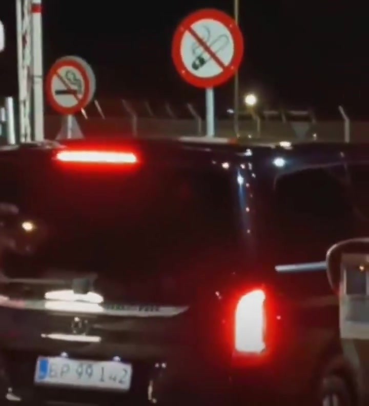 退出本场集训！C罗乘车抵达哥本哈根机场，准备飞往马德里
